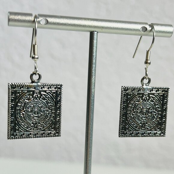 925 Stamped Mexico Aztec Calendar .5" Square .8" Drop Pierced Earrings - Picture 1 of 5